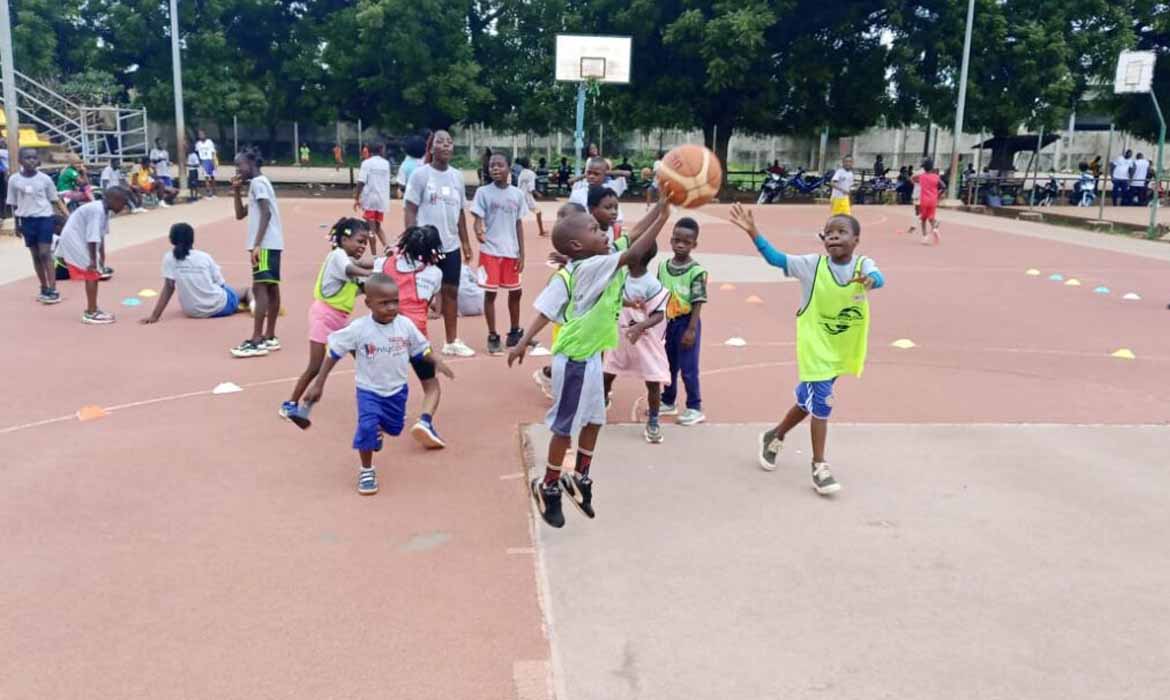 ONLY Camps de Basket